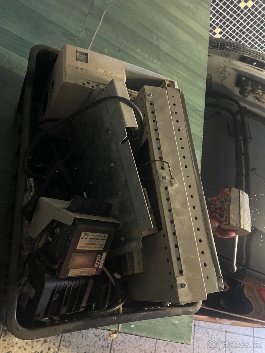 Prodám výherní automat MAGIC GAMES II - 10