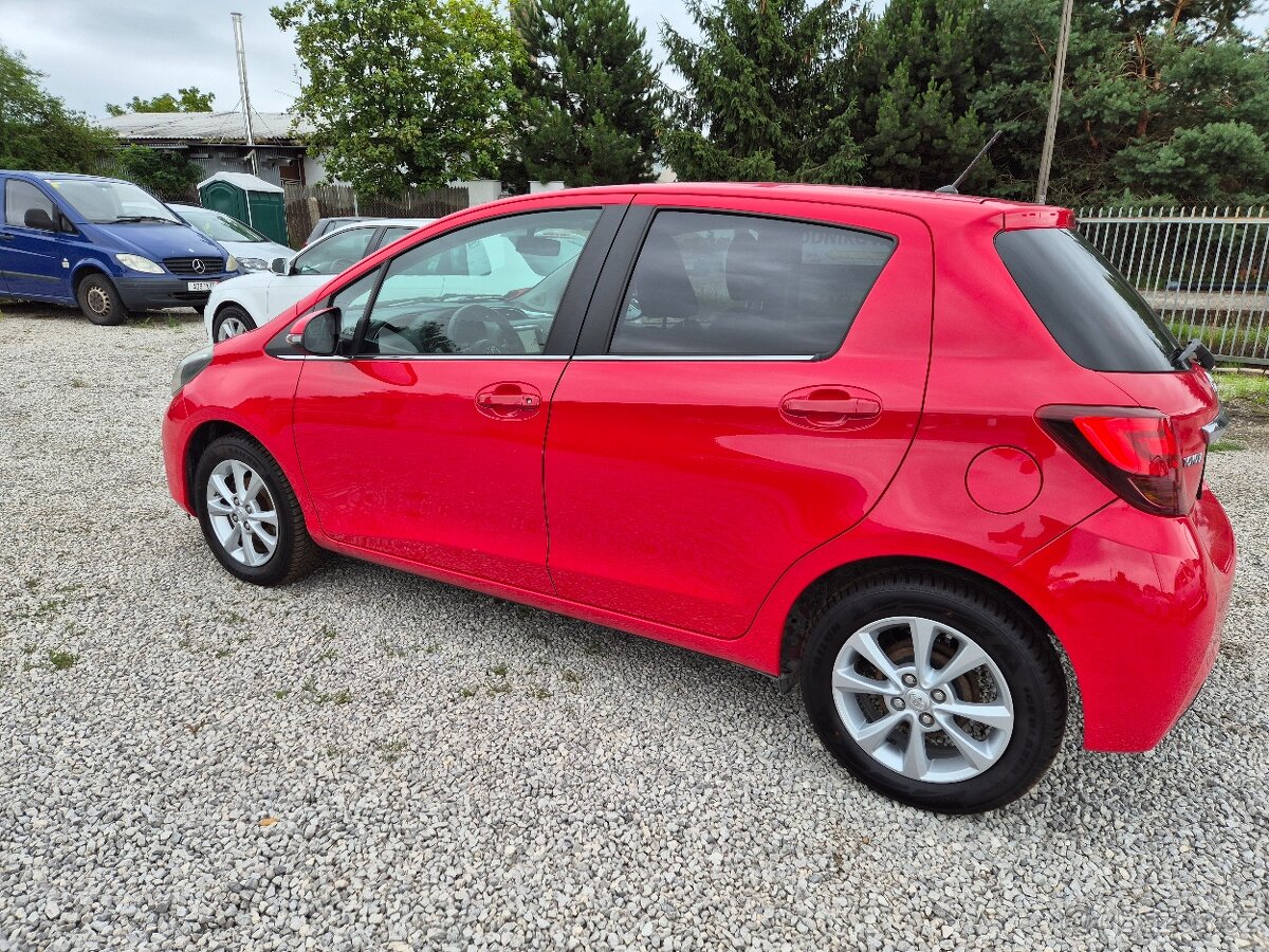Toyota yaris - 10