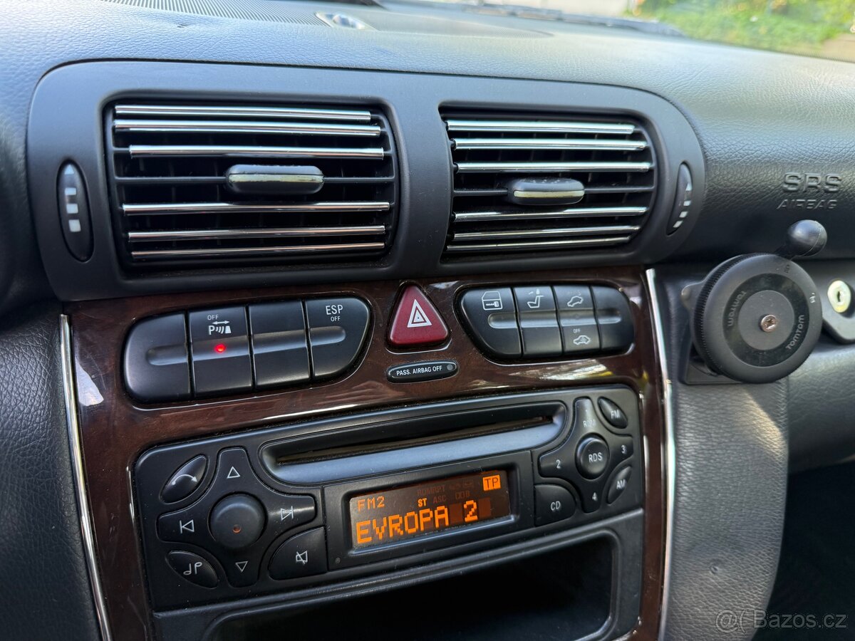 Mercedes-Benz C 200d w203 - 10