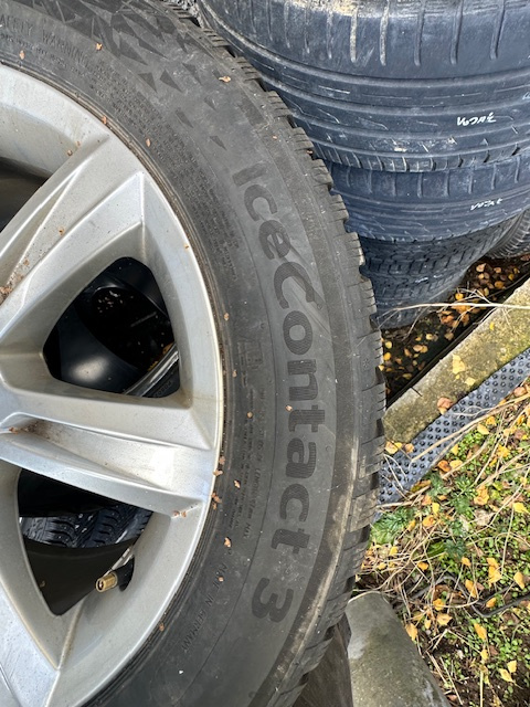 ALU disky Volvo 17", 5x108, 8x17", ET42, zimní 225/55/17 - 10