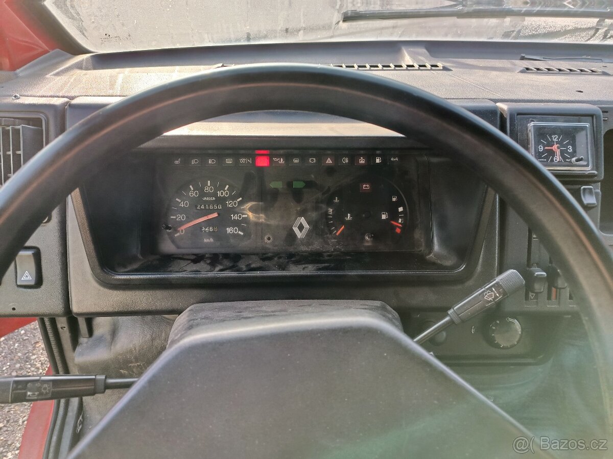 Renault Trafic 2,5D dodávka - 10