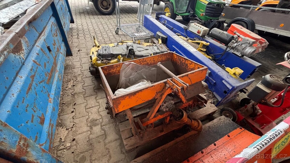 John Deere x949 s vytápěnou kabinou - 10