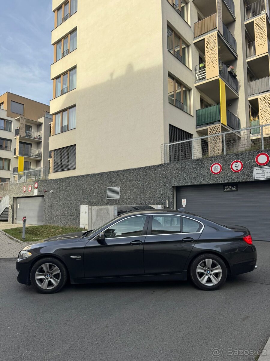 BMW 525 X-Drive 160KW 120 000 km - 10
