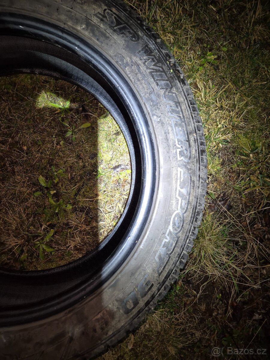 235/55 R18 100H 4x zimní Dunlop 6mm - 10