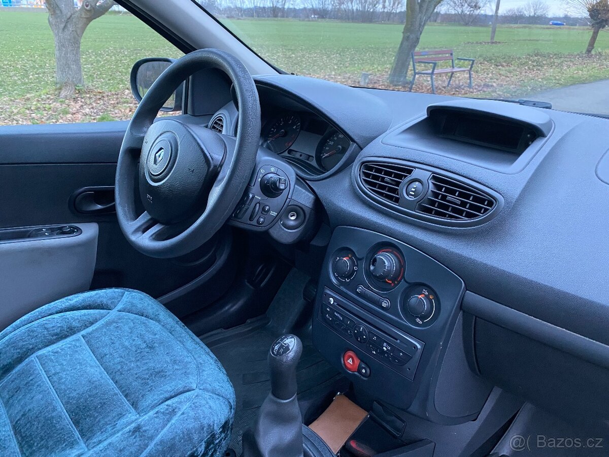 Renault Clio III 1.5Dci nová stk - 10
