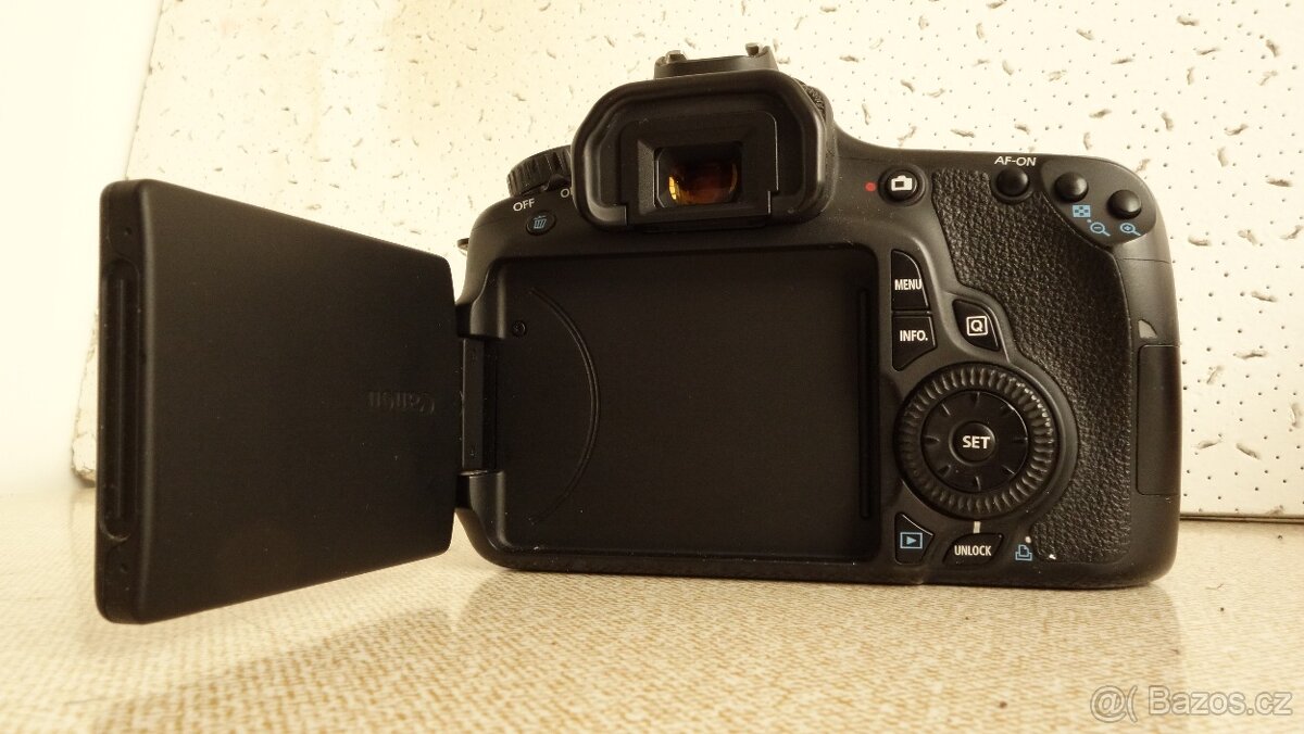 Canon EOS 60D - 10