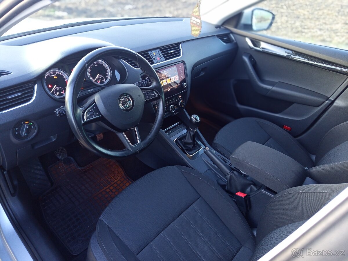 Škoda octavia 3 2.0tdi 110kw 2018 LED, NAVI, AAC - 10