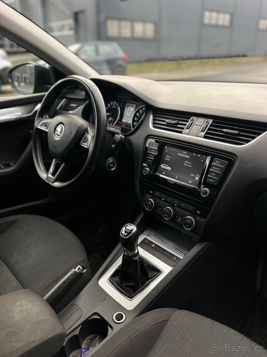 Prodám Škoda Octavia III 3 1.6 TDi ČR DPH - 10
