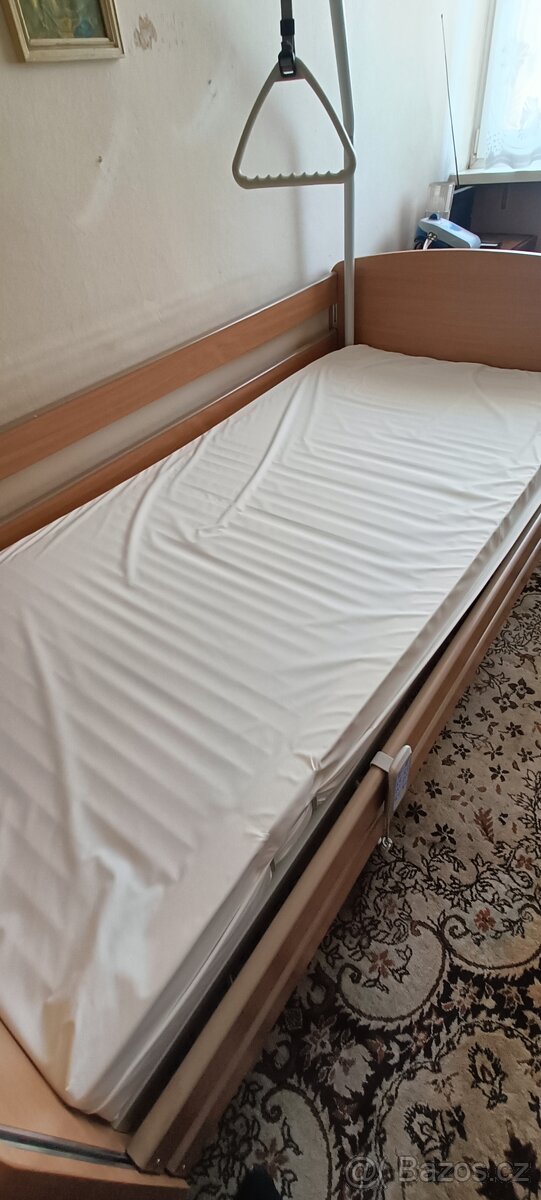 Zdravotní polohovací postel - 10
