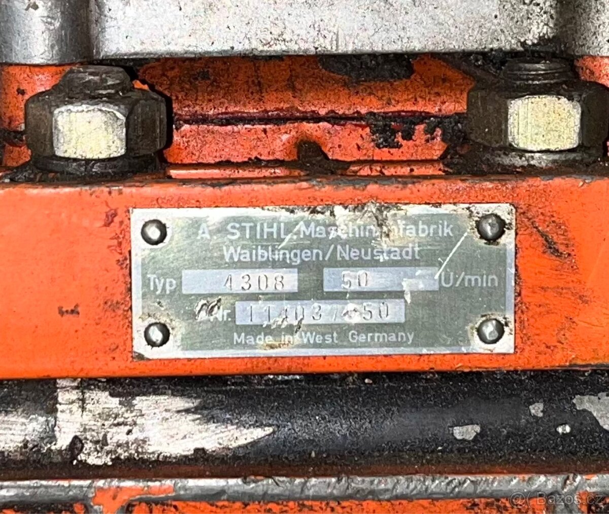 Půdní vrták stihl - 10