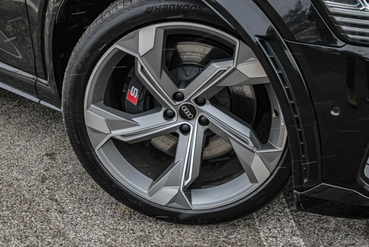 Audi E-tron S quattro - 10