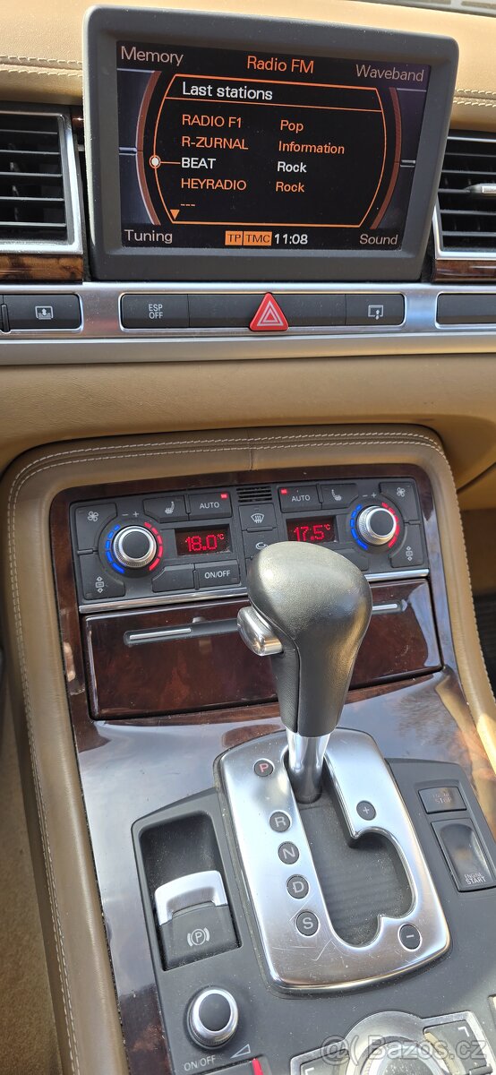 Audi A8 - 10
