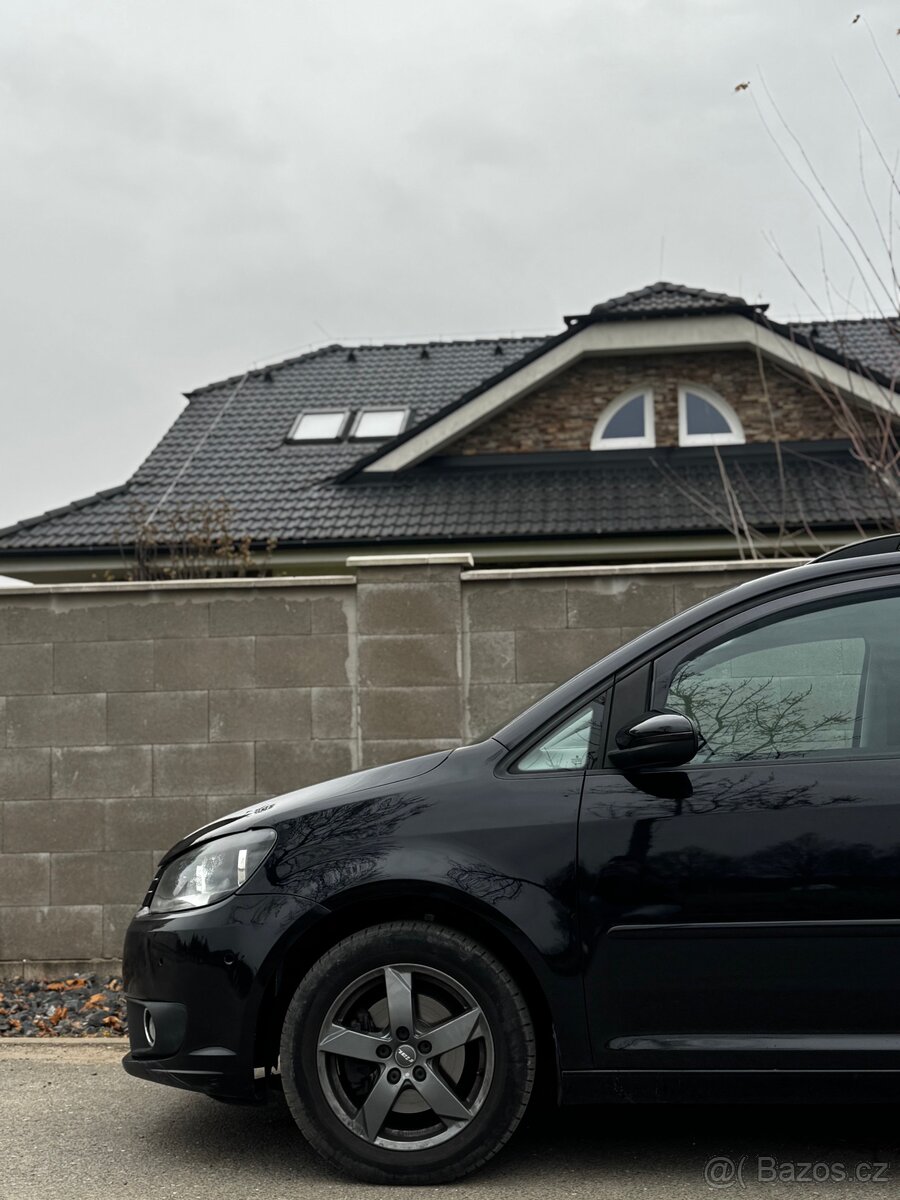 Volkswagen Touran 2012 • 1.6 TDI • 77 kW • 279xxx - 10