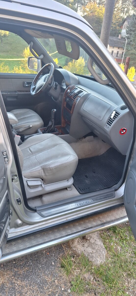Terracan 2.9 120kw 4x4 - 10