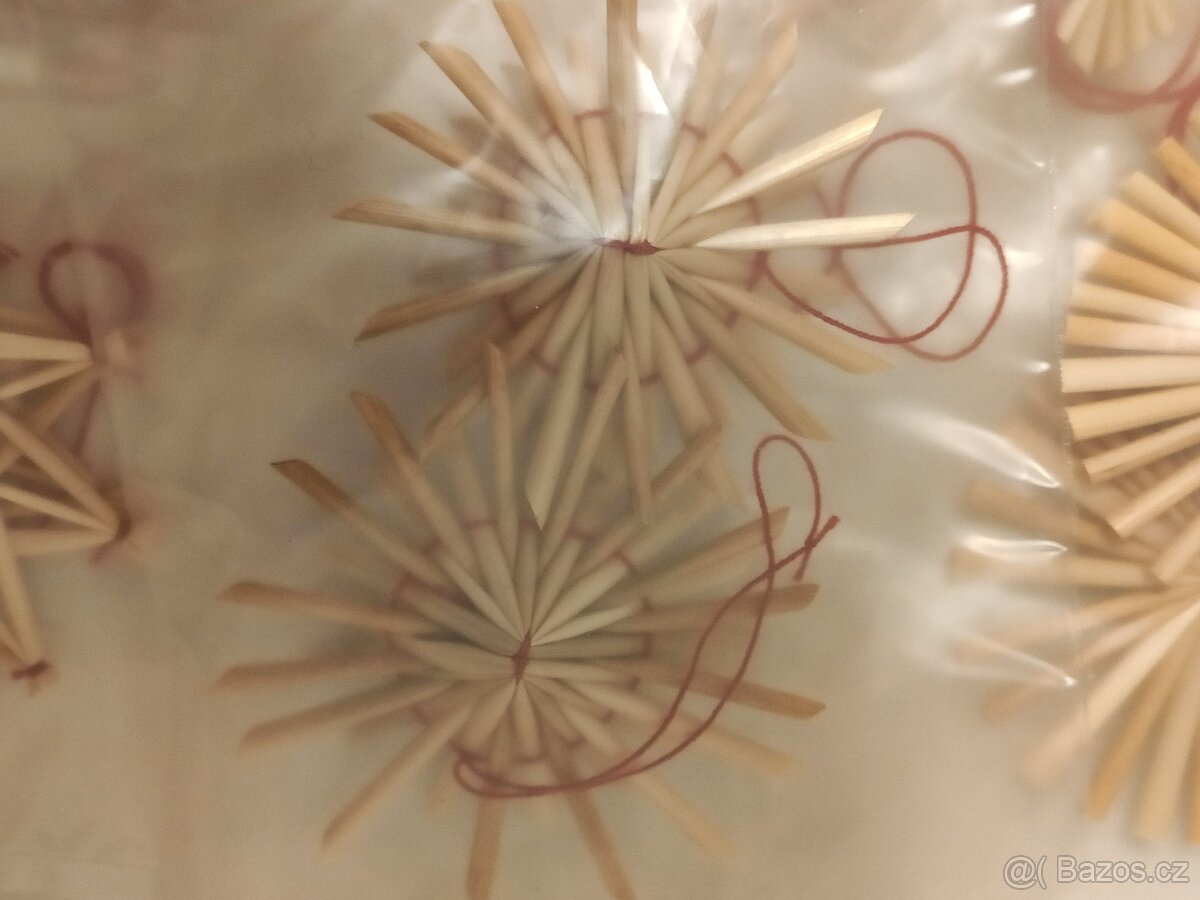 vánoční ozdoby slaměné balíček 14 ks 70,- Kč - 10