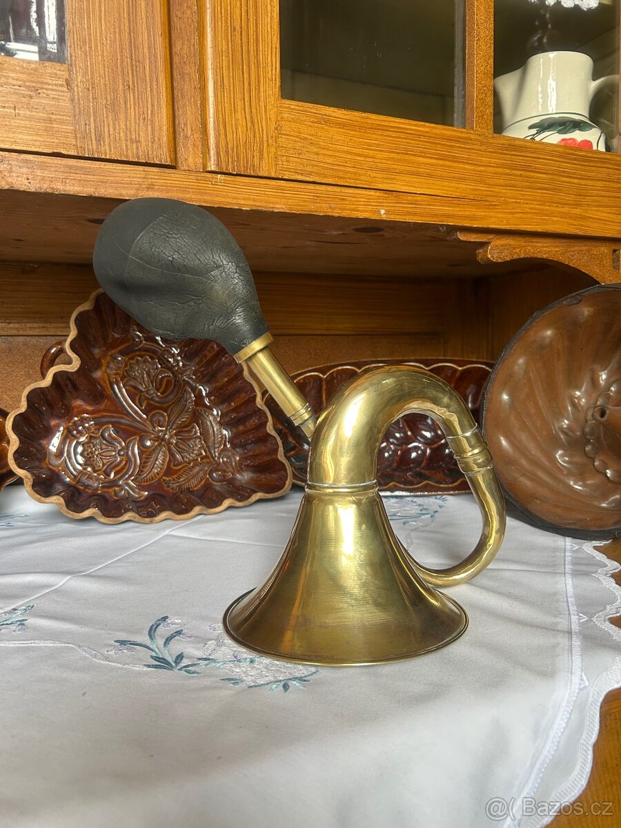 starý mosazný klakson – 1910-1940 - 10