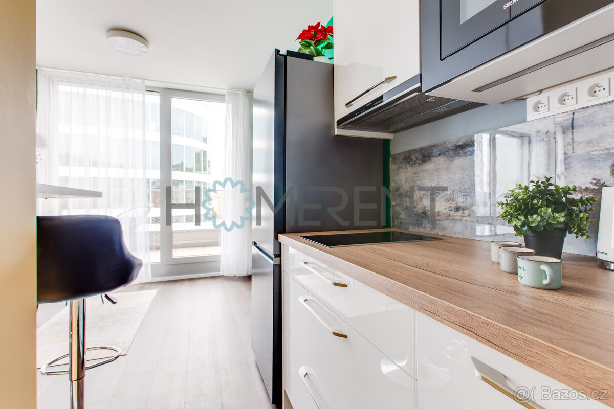 Moderní byt 1+kk s velkým balkonem a sdílenou terasou – Smíc - 10