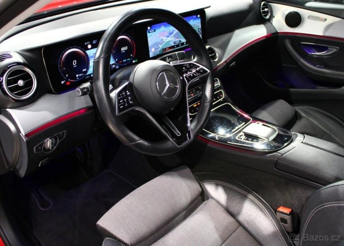 Mercedes-Benz Třídy E 300d 4MATIC DIS+ / 360° / NezT nafta - 10