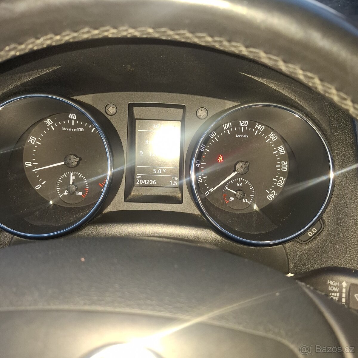 Škoda yeti 1,2tsi max výbava dsg automat top stav - 10