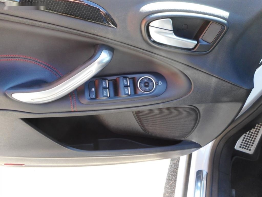 Ford S-MAX,2,0 i TITANIUM - 10