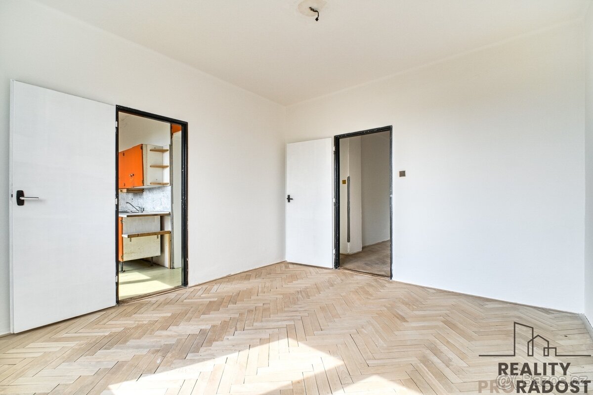Prodej družstevního bytu 3+1 s lodžií v Ostravě-Porubě - 10