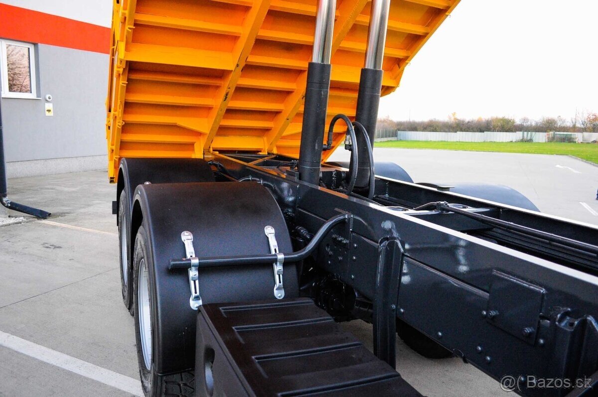 SCANIA P380 6X4 SKLÁPĚČ / VYKLÁPĚČ + HYDRAULICKÁ RUKA EURO4 - 10