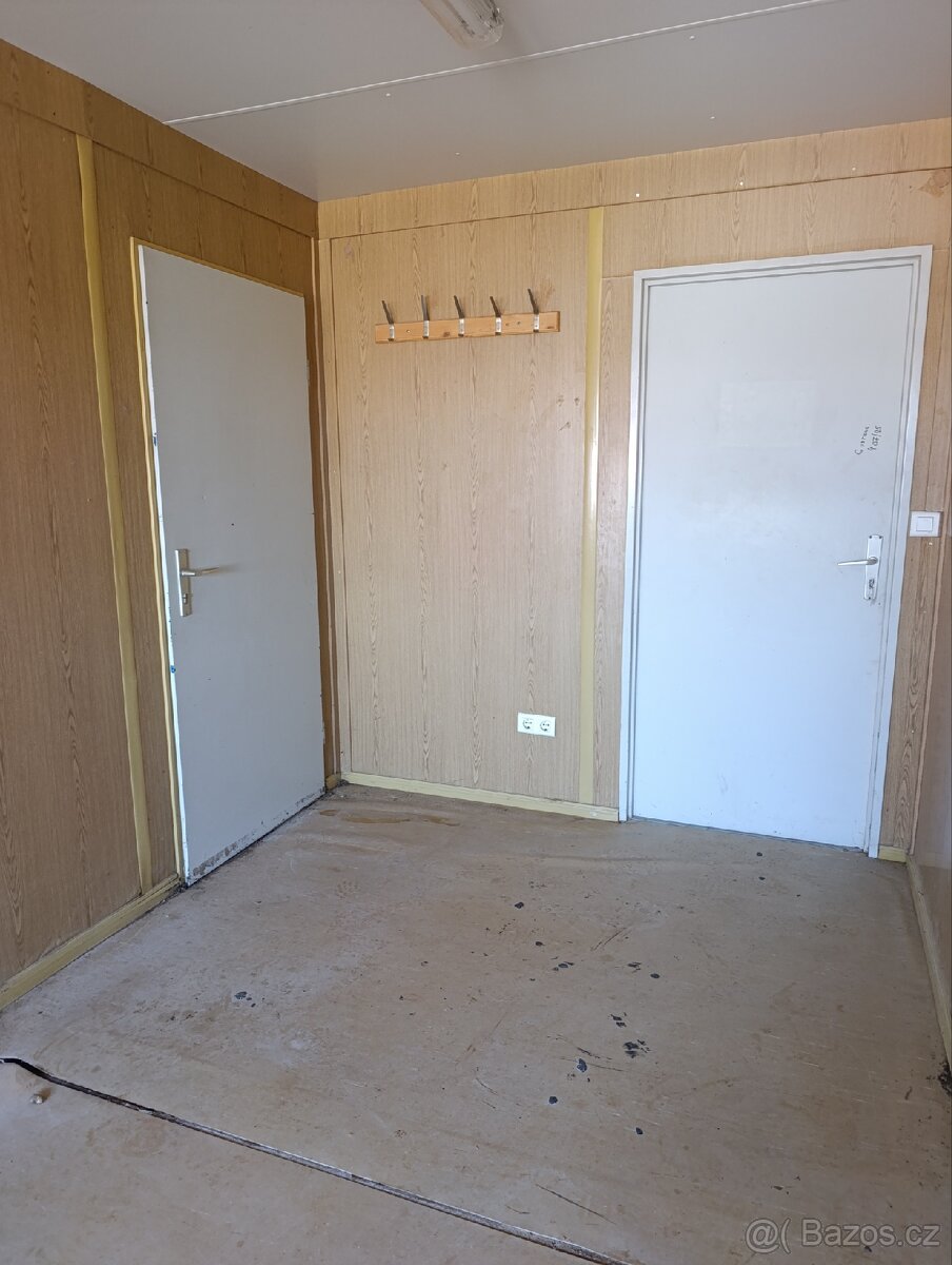 Zateplený kancelářský/obytný kontejner GUSTAVO 6m/20ft - 10