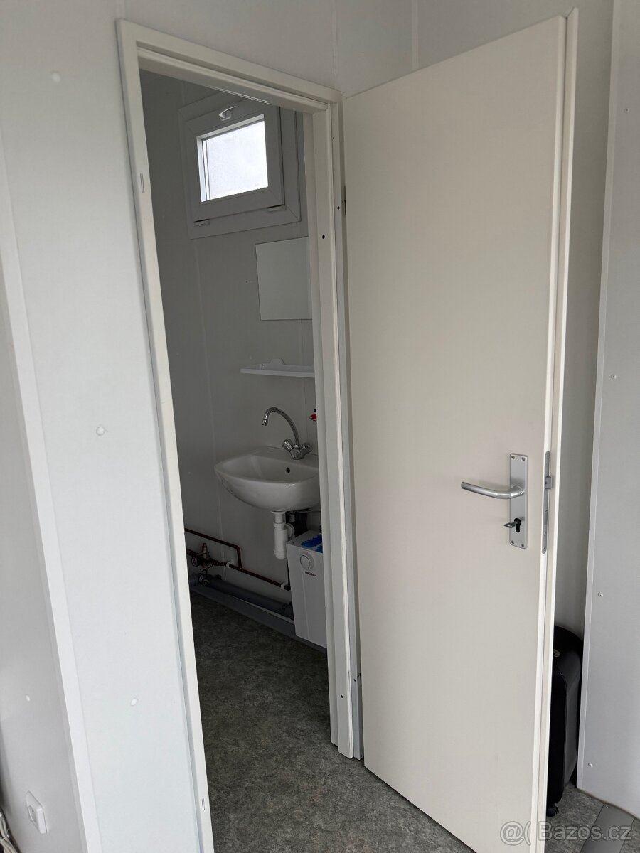 Pronájem kontejnerové buňky 25 m² - 10
