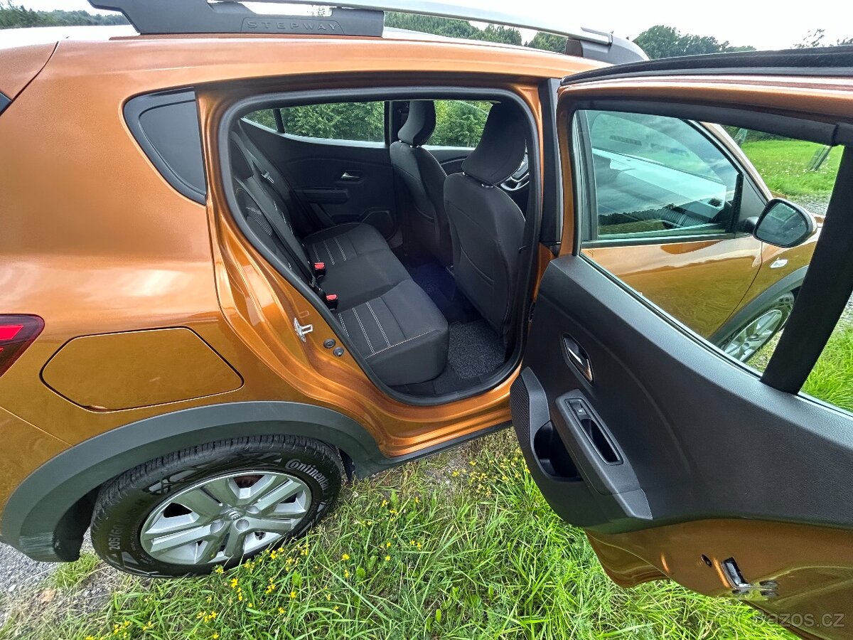 Prodám Dacia Sandero Stepway 1,0 TCE - 10