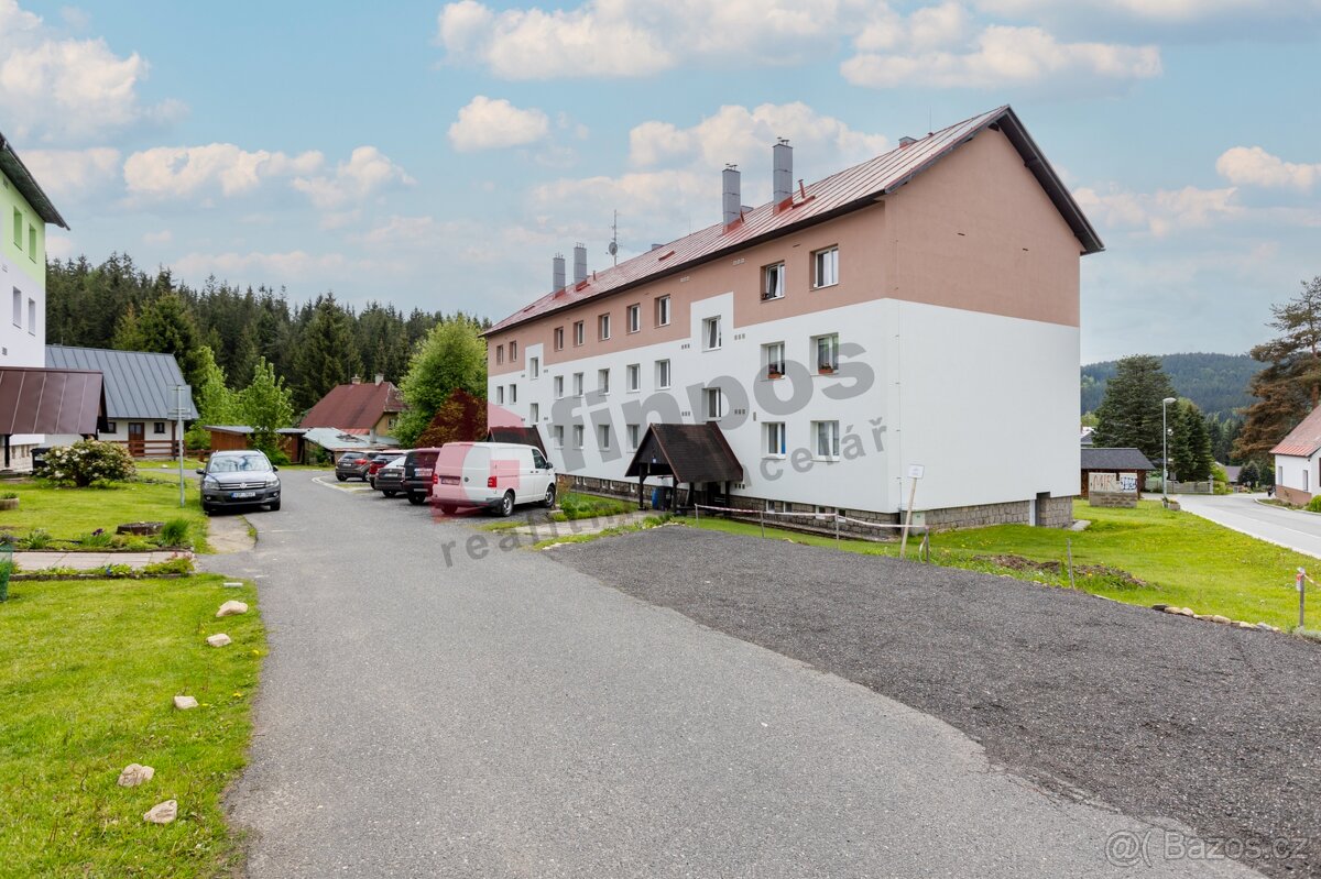 Prodej bytu 3+1 v Harrachově s balkonem - 10