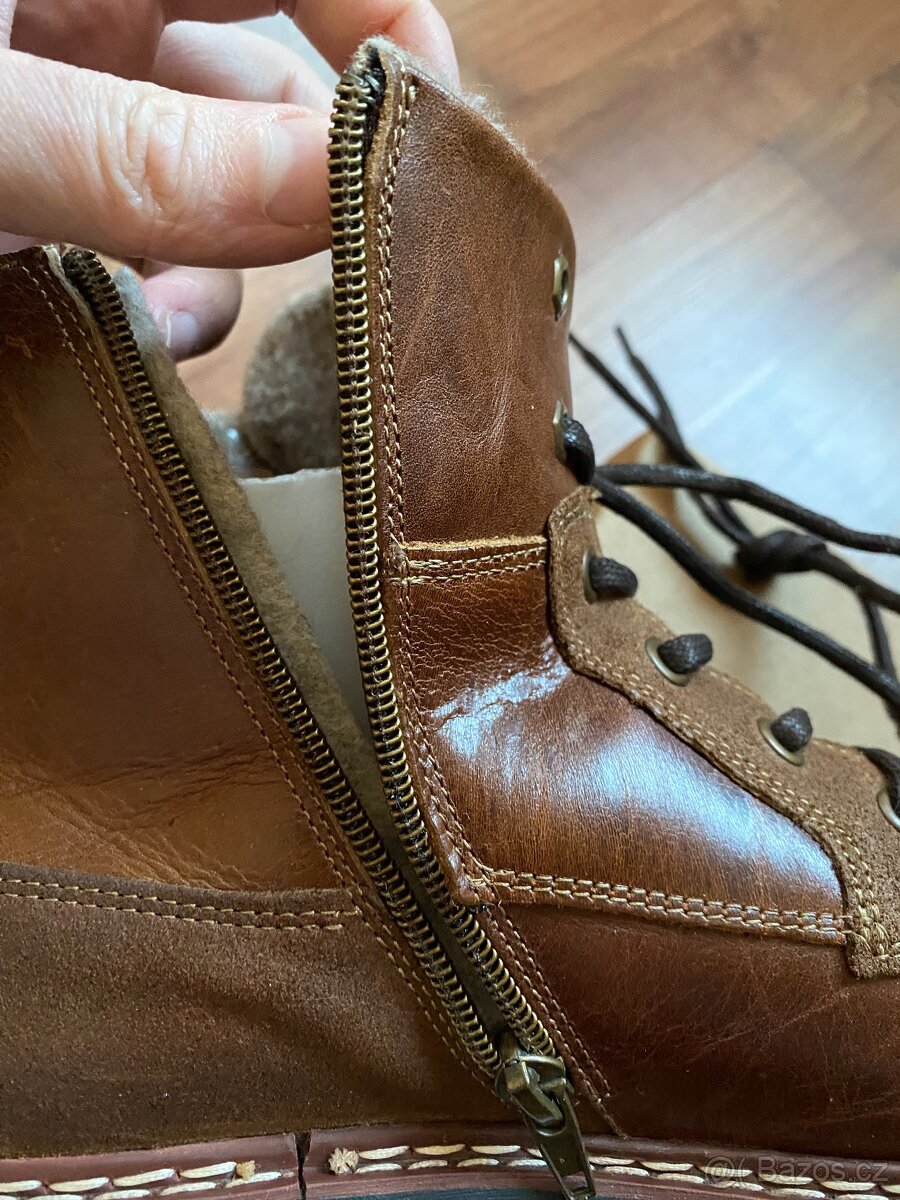 Nové pánské kožené zimní boty Baťa s teplou podšívkou - 44 - 10