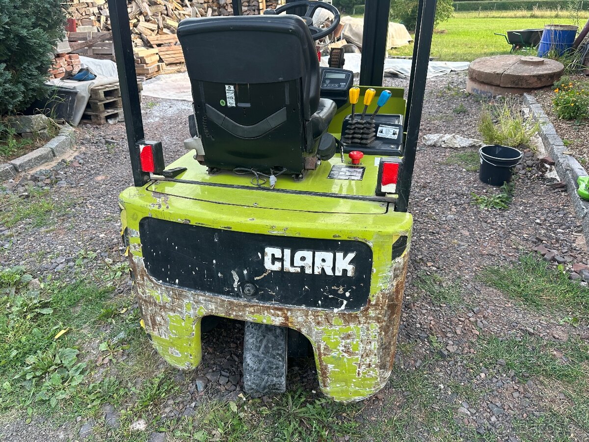 CLARK vzv bateriový vozík - 10