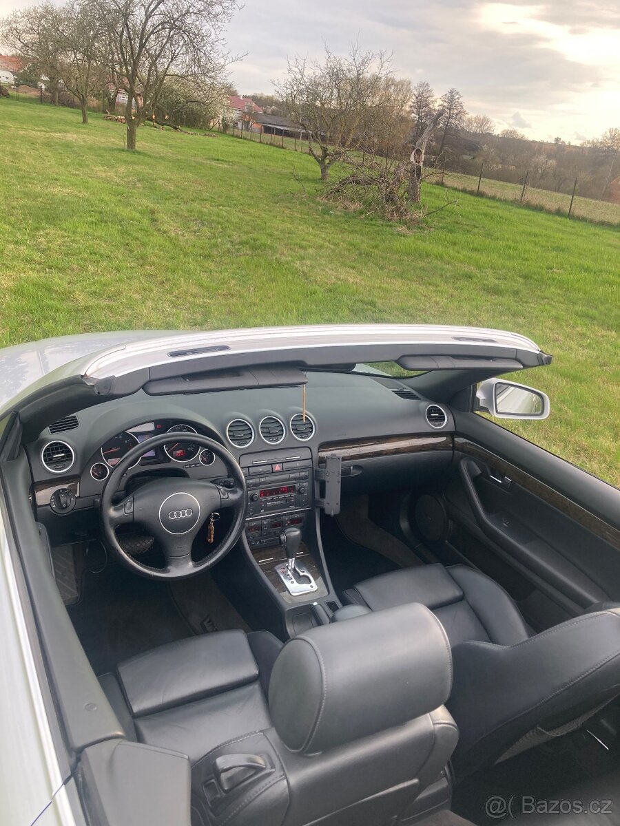 Audi a4 cabrio 2,4 v6 - 10