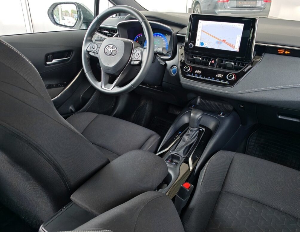 Toyota Corolla 1.8 hybrid - 10