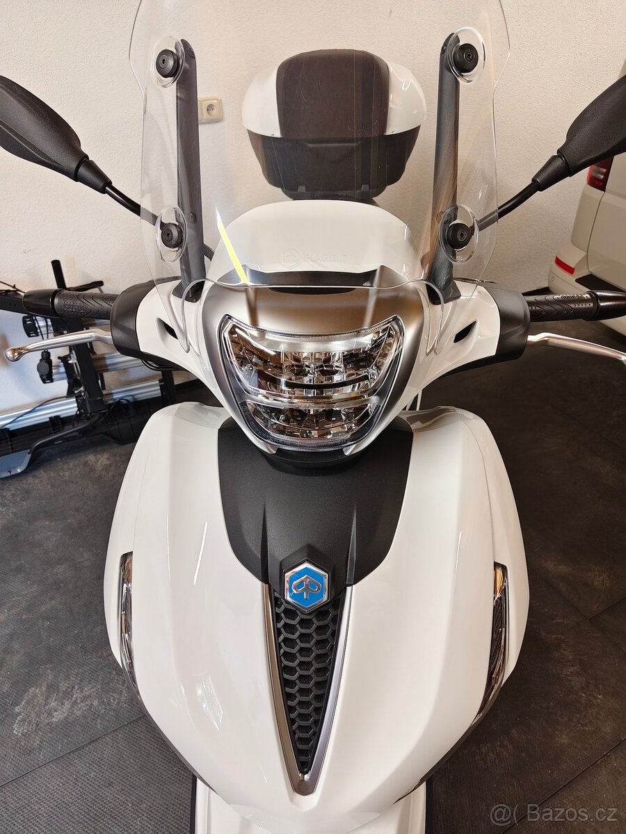 Piaggio Beverly 400 - 10