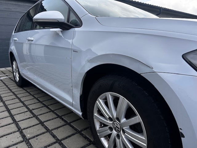 VW Golf Variant 1.0 TSi, 2017, automatická klima, tempomat - 10
