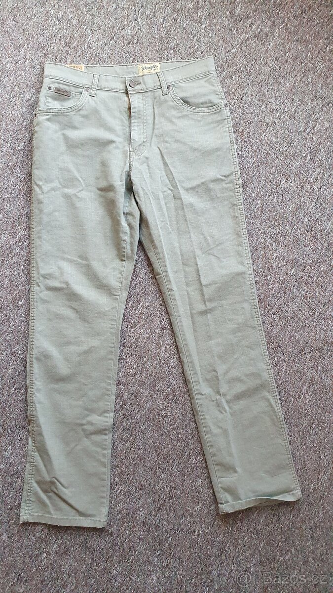 Cron-x jeans , Svetr černý , Wrangler kalhoty - 10