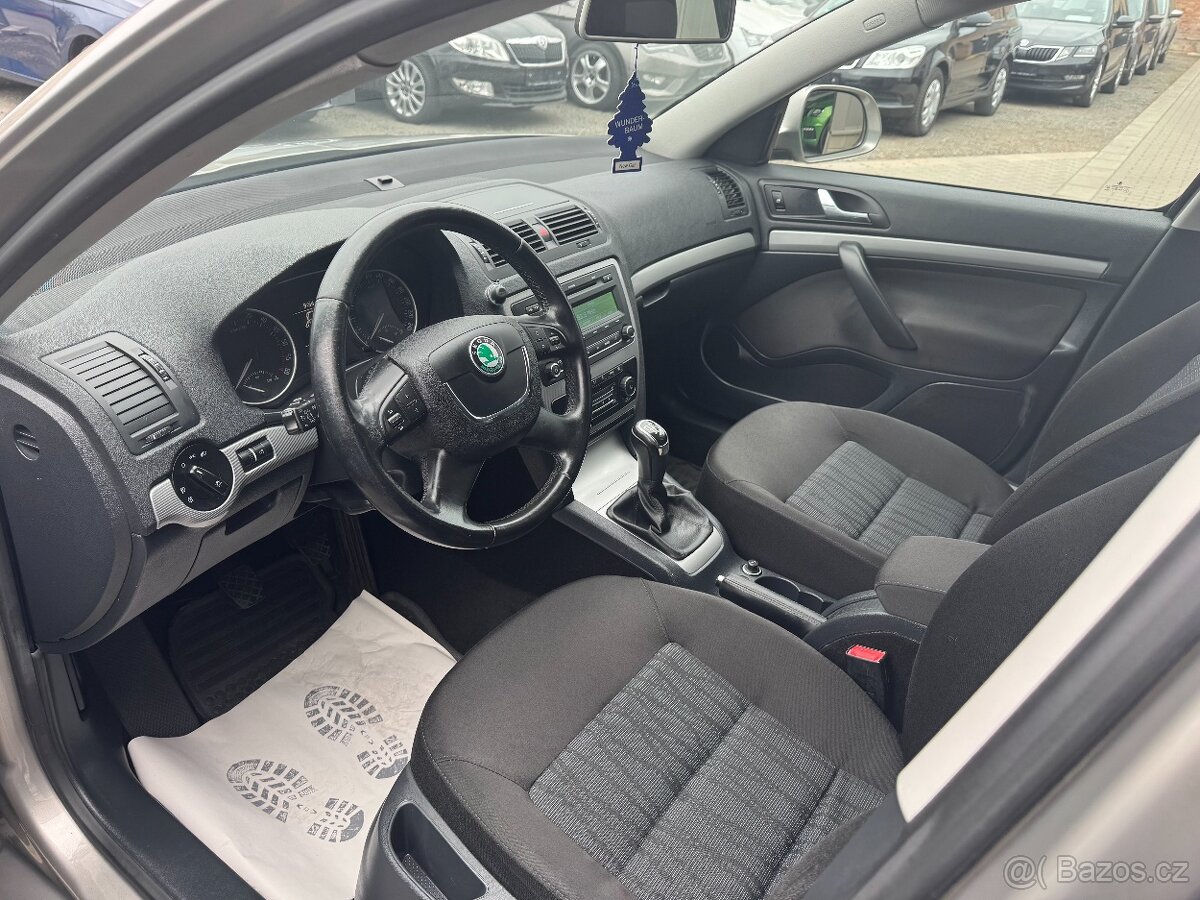 Škoda Octavia II FL 2.0 TDI Elegance r.v.2012 TOP - 10