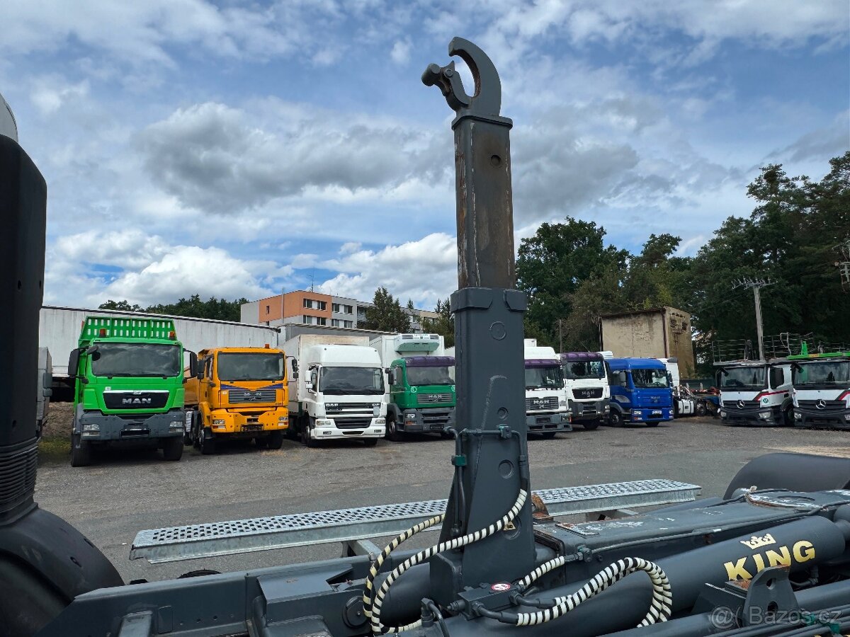 Renault Premium kontejner - 10