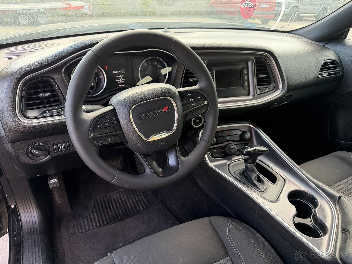 Dodge Challenger 3.6i V6 Automat - 10