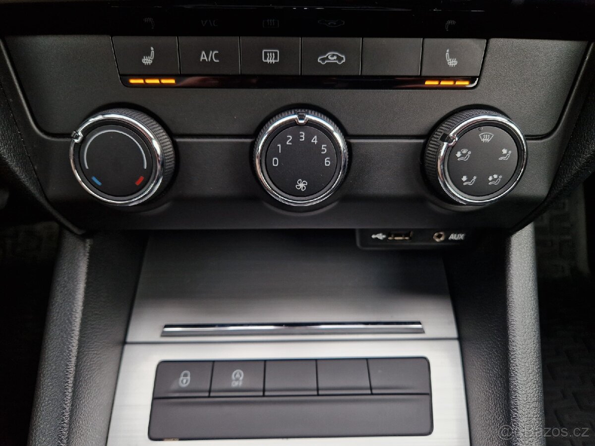 Škoda Octavia 3 1.6 TDI 85 kW - 10