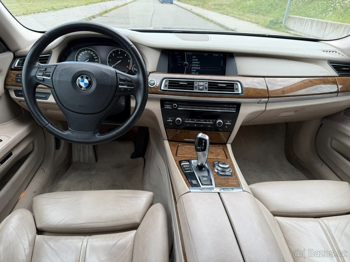 BMW 740D - 10
