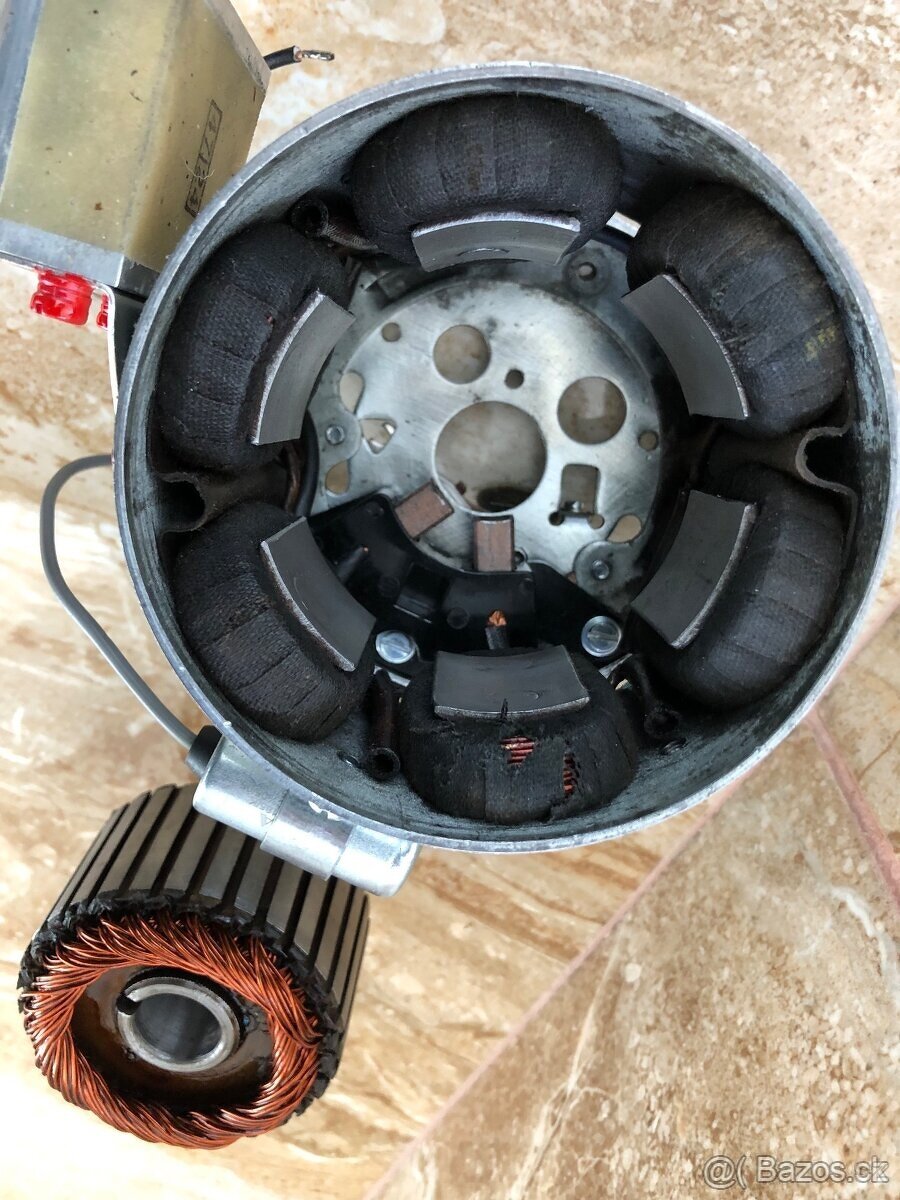 Jawa kývačka, panelka 250 - zapalování po GO, + pól - 10