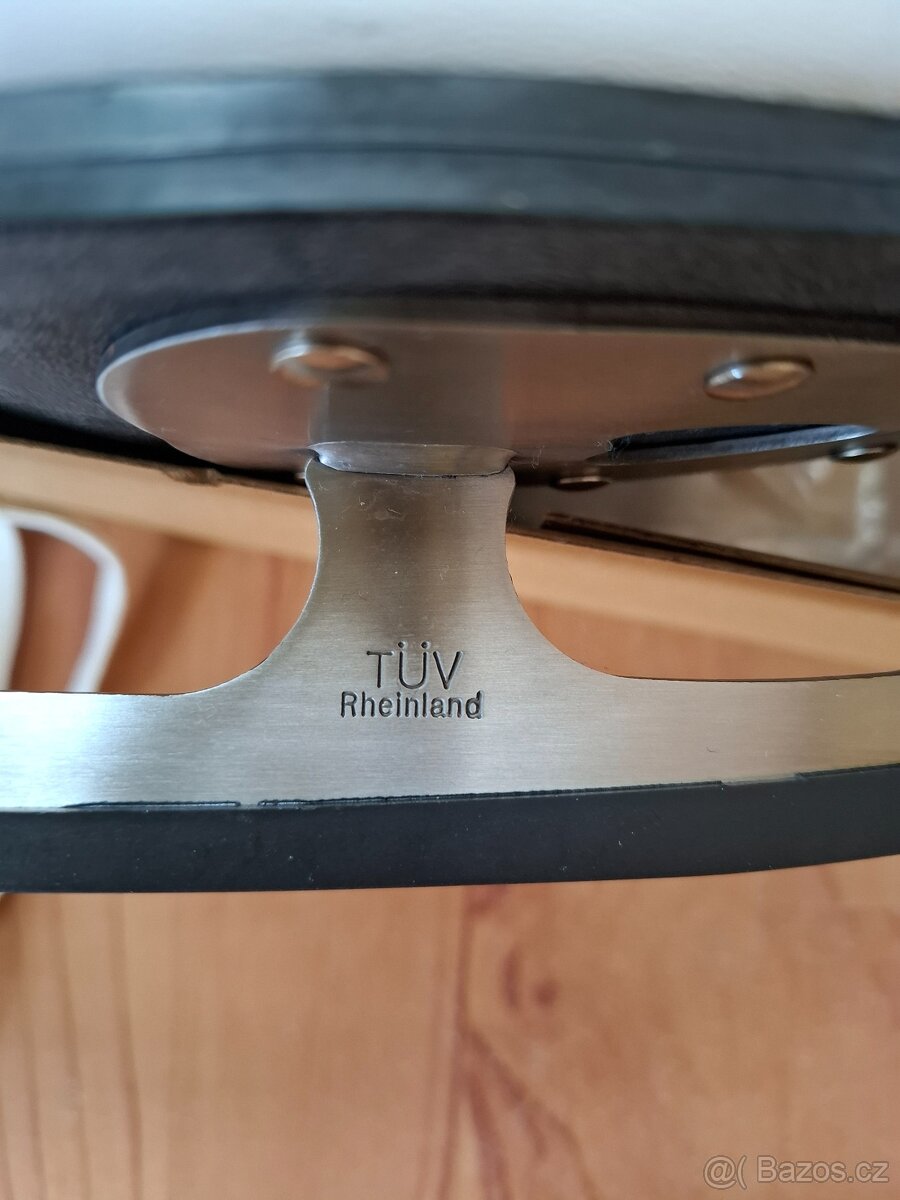 Prodám dámské zimní brusle vel. 41, nové - 10