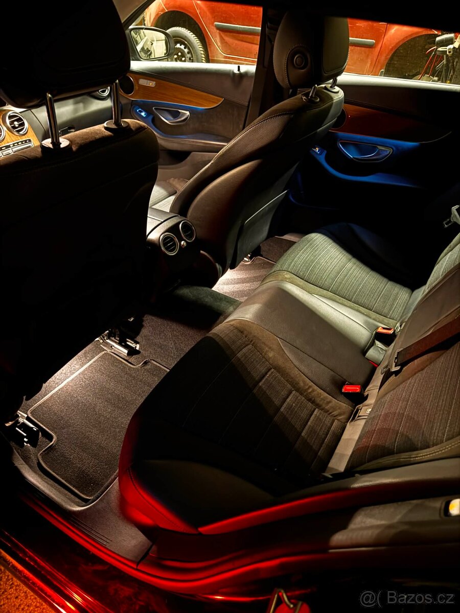 Mercedes-Benz C250 Benzin - 10