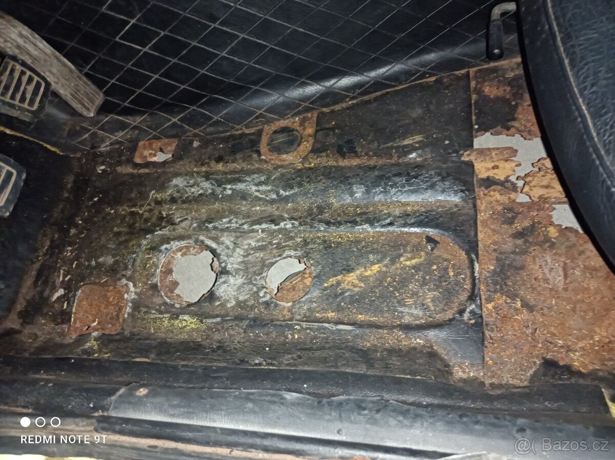 Datsun 240Z, manuál - 10