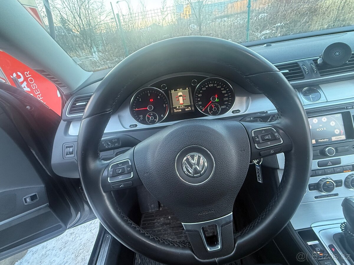 Volkswagen Passat B7 Highline DSG - 10