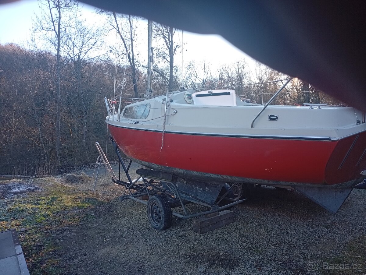 Předsezónní cena kajutová plachetnice - 10