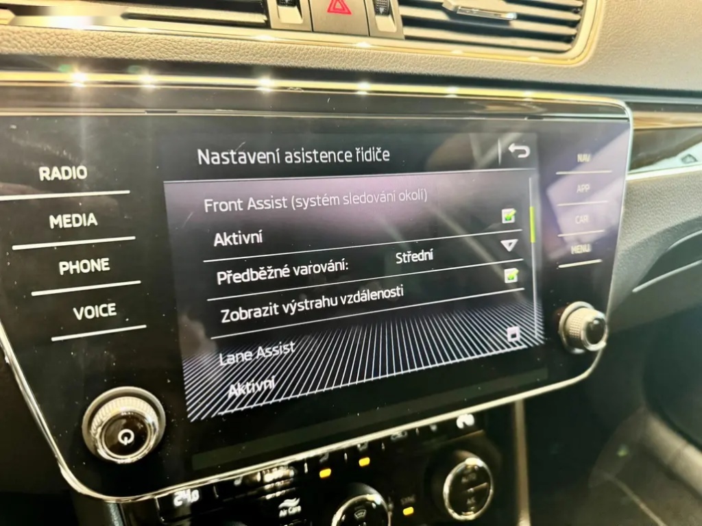 Škoda Superb, 2.0 TDi 140 Kw DSG 4x4 L&K - 10