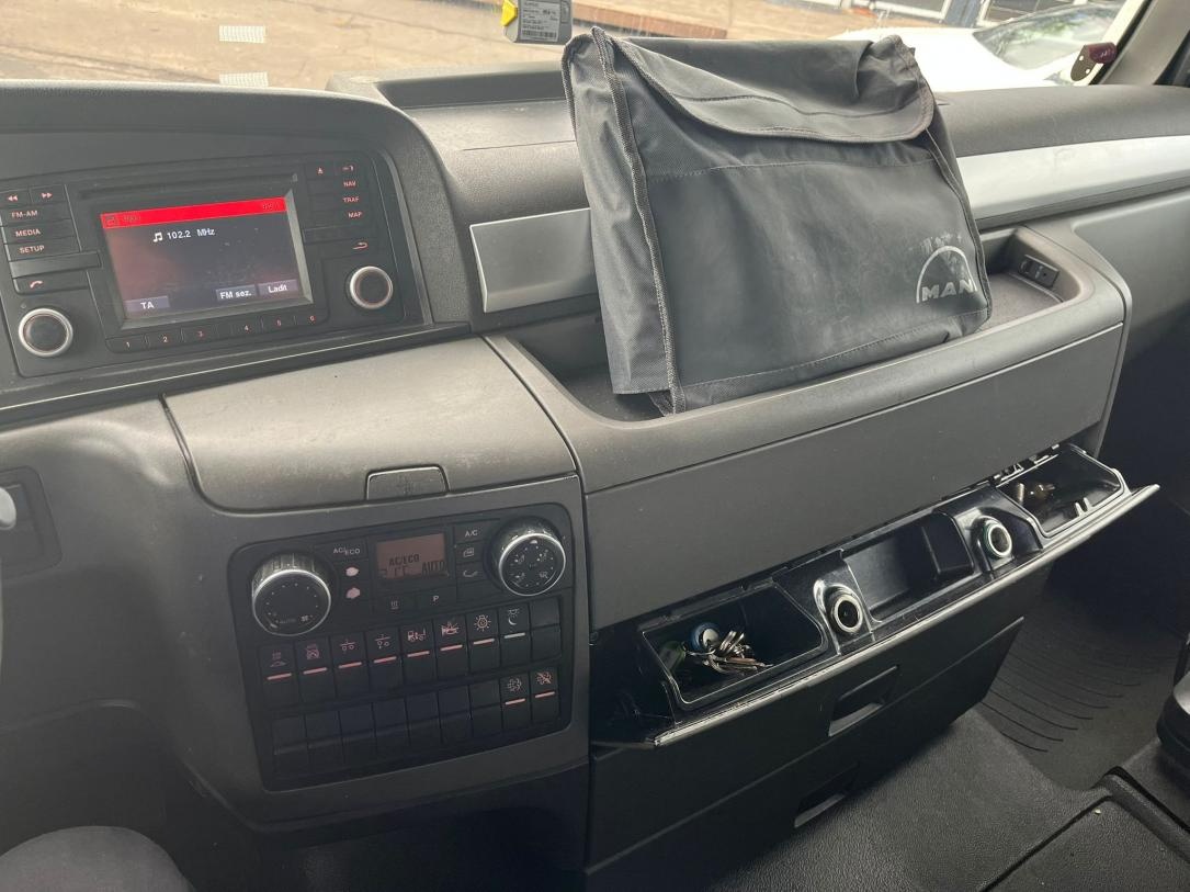 MAN TGX 18.440 MEGA MANUÁL EURO VI - 10